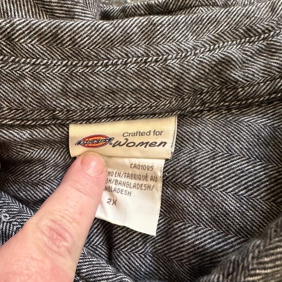 Dickies Herring Bone Long Sleeve Shirt - Picture 2 of 3